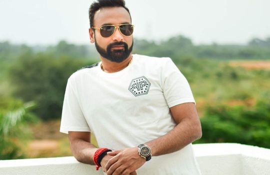 Fan asked for Rs 300 to move his girlfriend, Amit Mishra paid Rs 500 on Google (1)