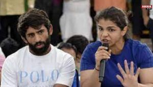 Wrestlers Protest Sakshi Malik, Bajrang Punia and Vinesh Phogat