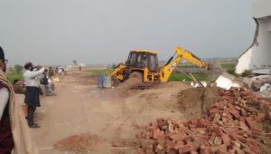 Plot near Jewar Airport